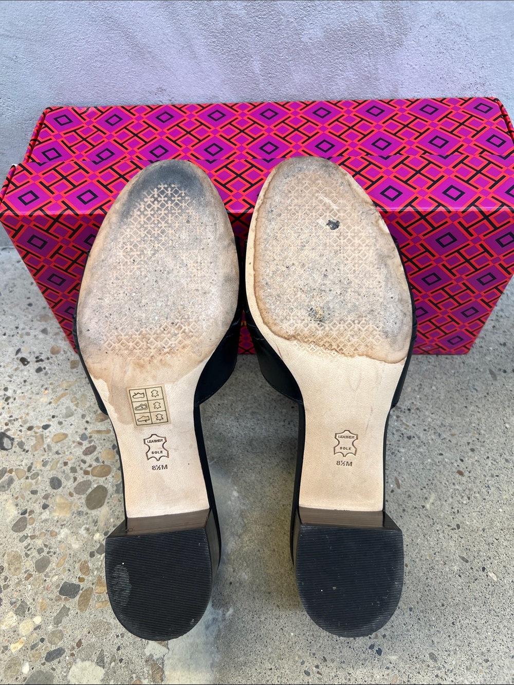 Tory Burch Black Leather Logo Block Heel Mules with Gold Hardware - Picture 5 of 6